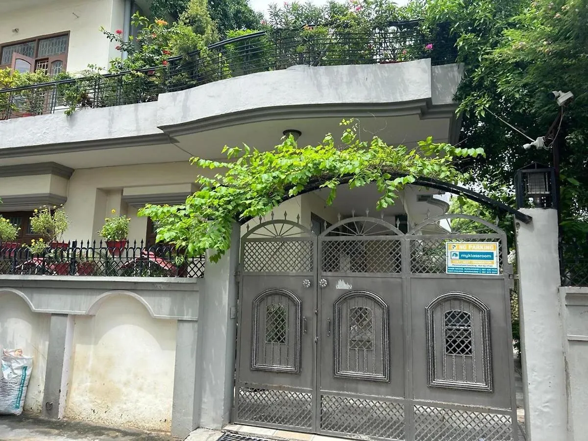 Sharda Home Stay Varanasi 0*,  India